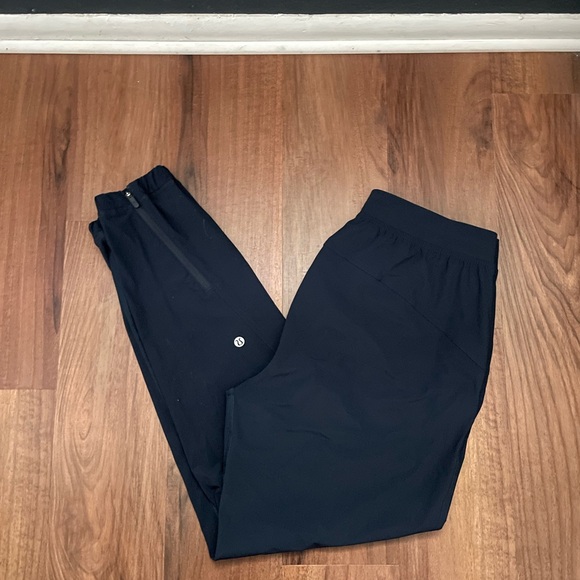 EUC Lululemon Adapted State High-Rise Jogger
Full Length, Navy Blue - Picture 3 of 4